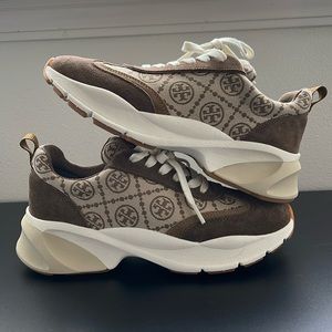 BNIB Tory Burch T Monogram Good Luck Trainers Size 8 in “Hazel”